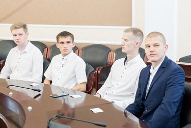 В гостях у парламента